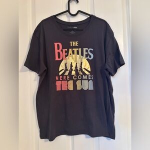 Time and Tru - Boy’s Grey Graphic The Beatles T Shirt.  Size L (12-14)